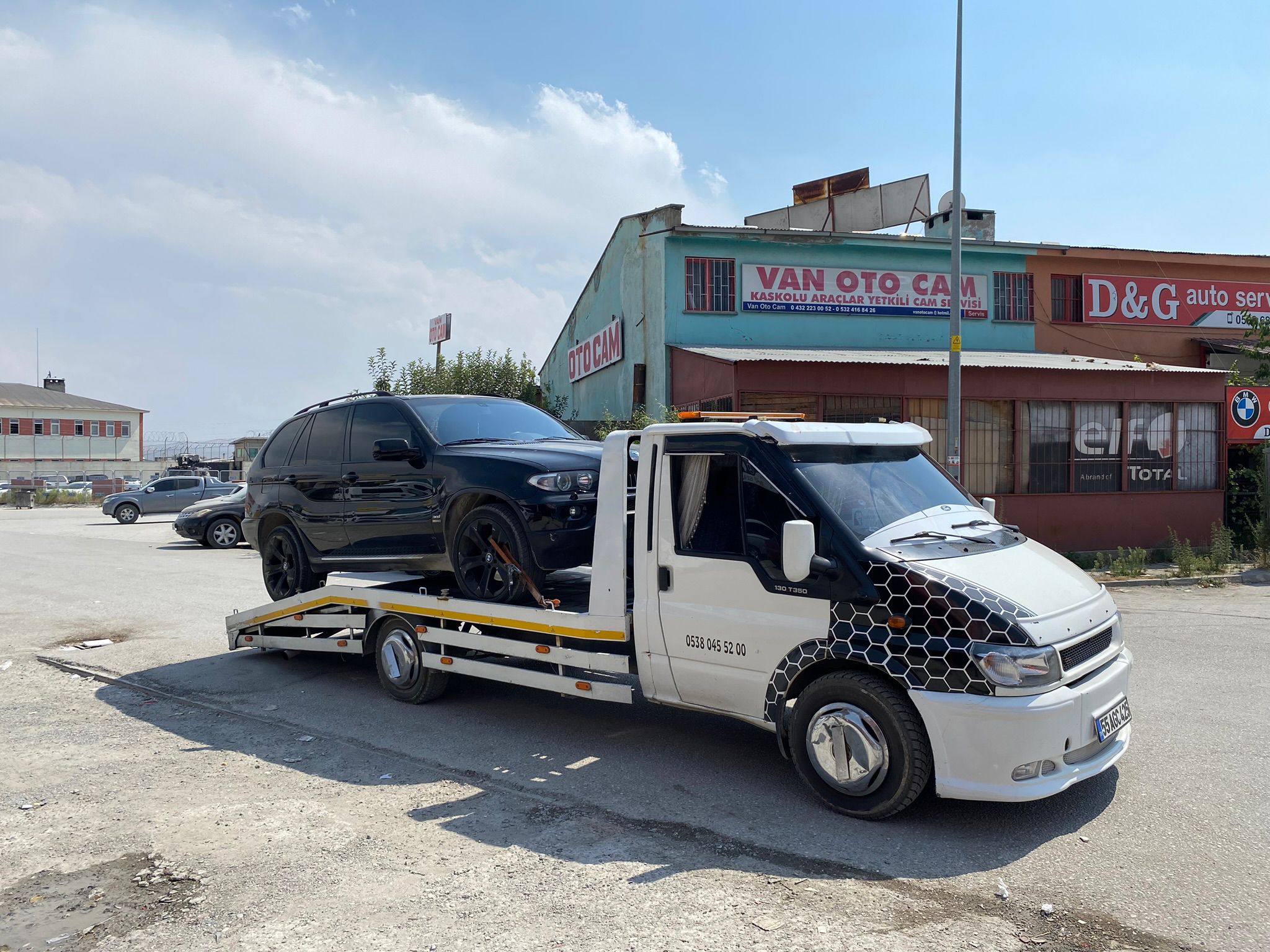 Van araç kurtarma hizmeti